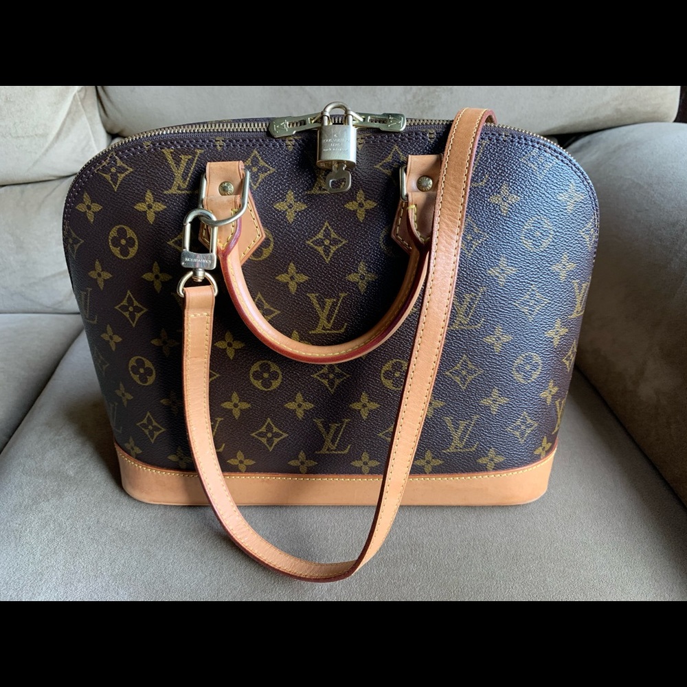 LV Alma crossbody MM monogram